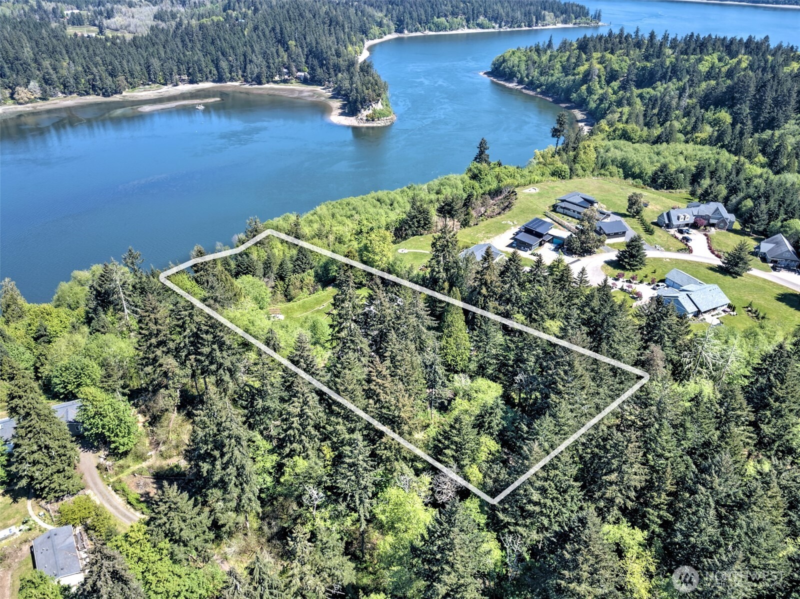 110 SE Lazy Dog Lane , Shelton, WA 98584