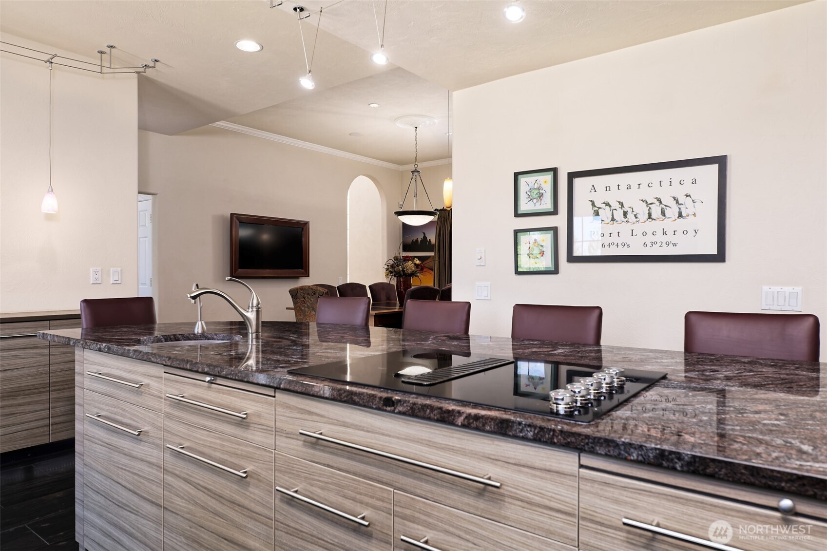 110 SE Lazy Dog Lane , Shelton, WA 98584