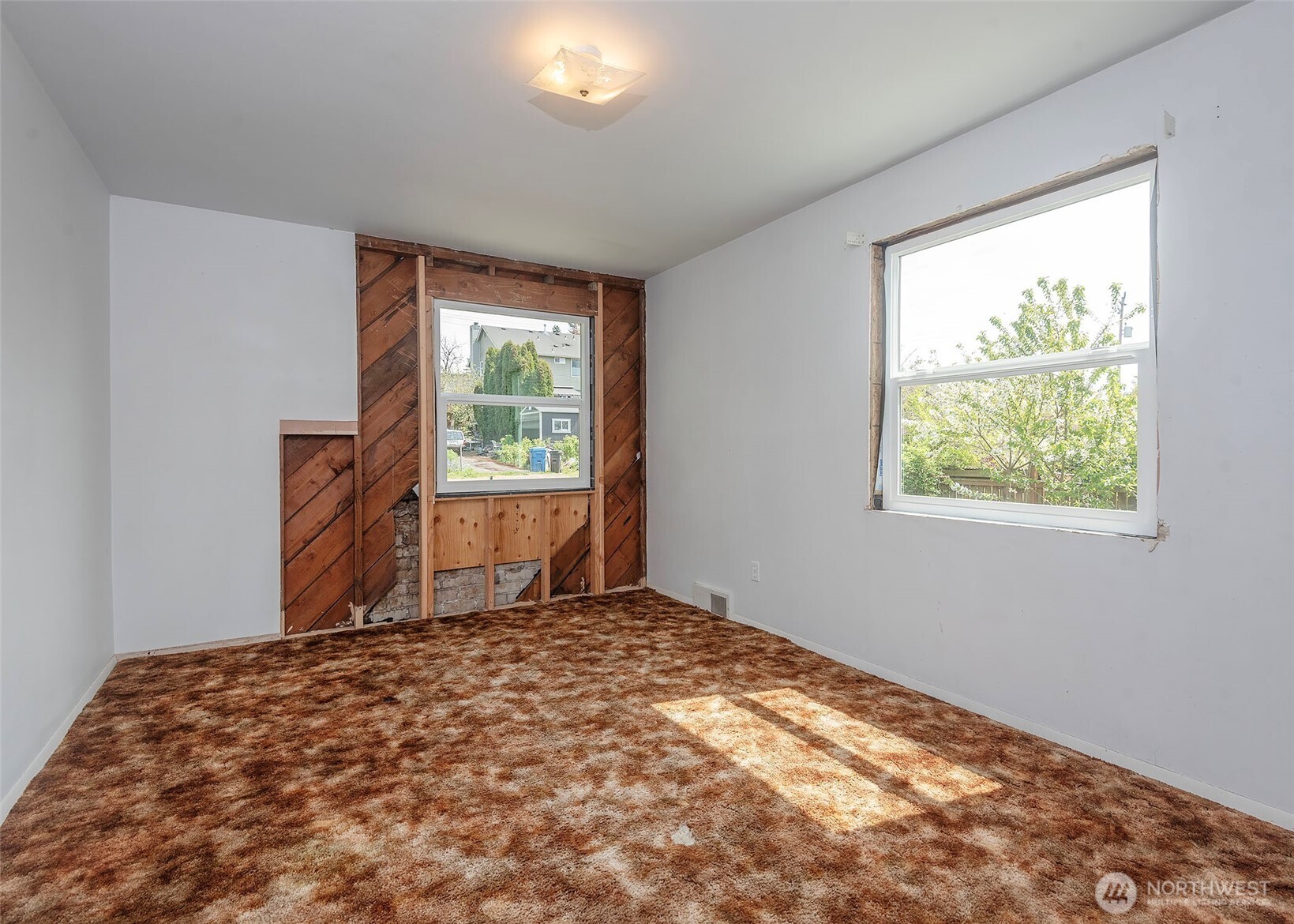 12514 2nd Avenue NW, Seattle, WA 98177-4407