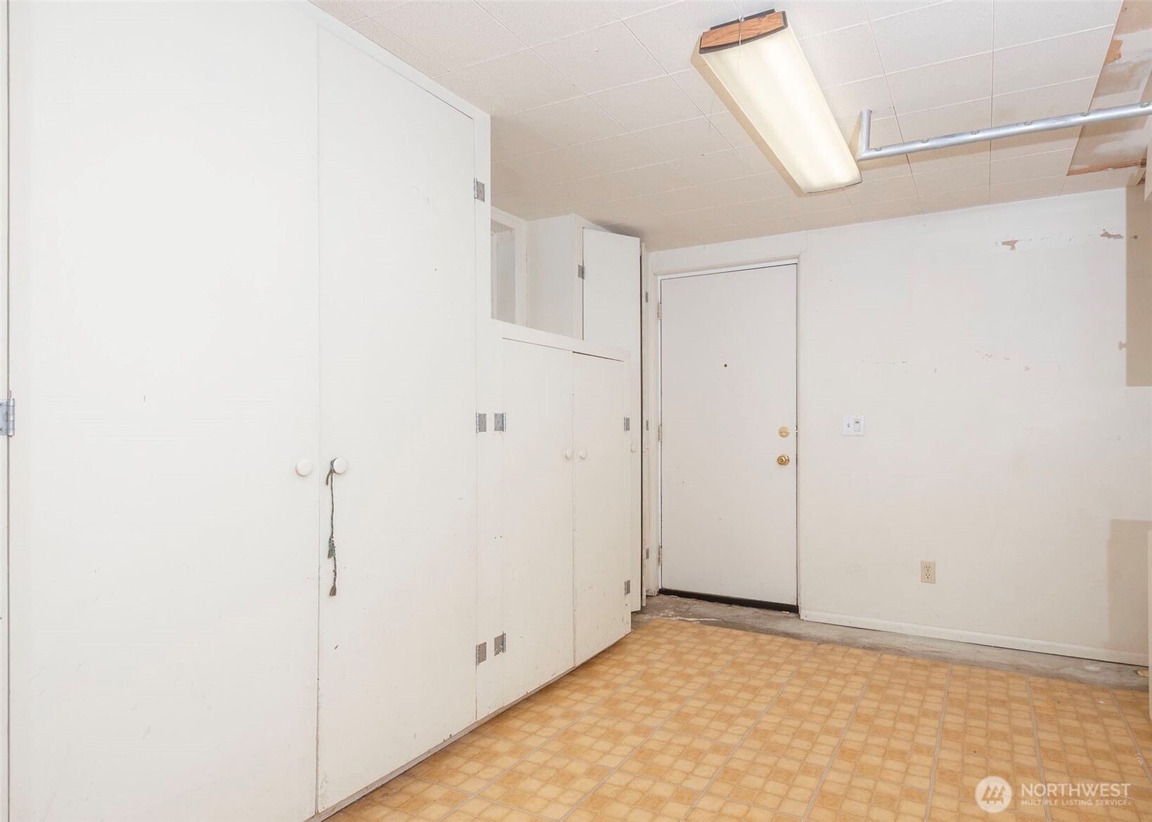12514 2nd Avenue NW, Seattle, WA 98177-4407