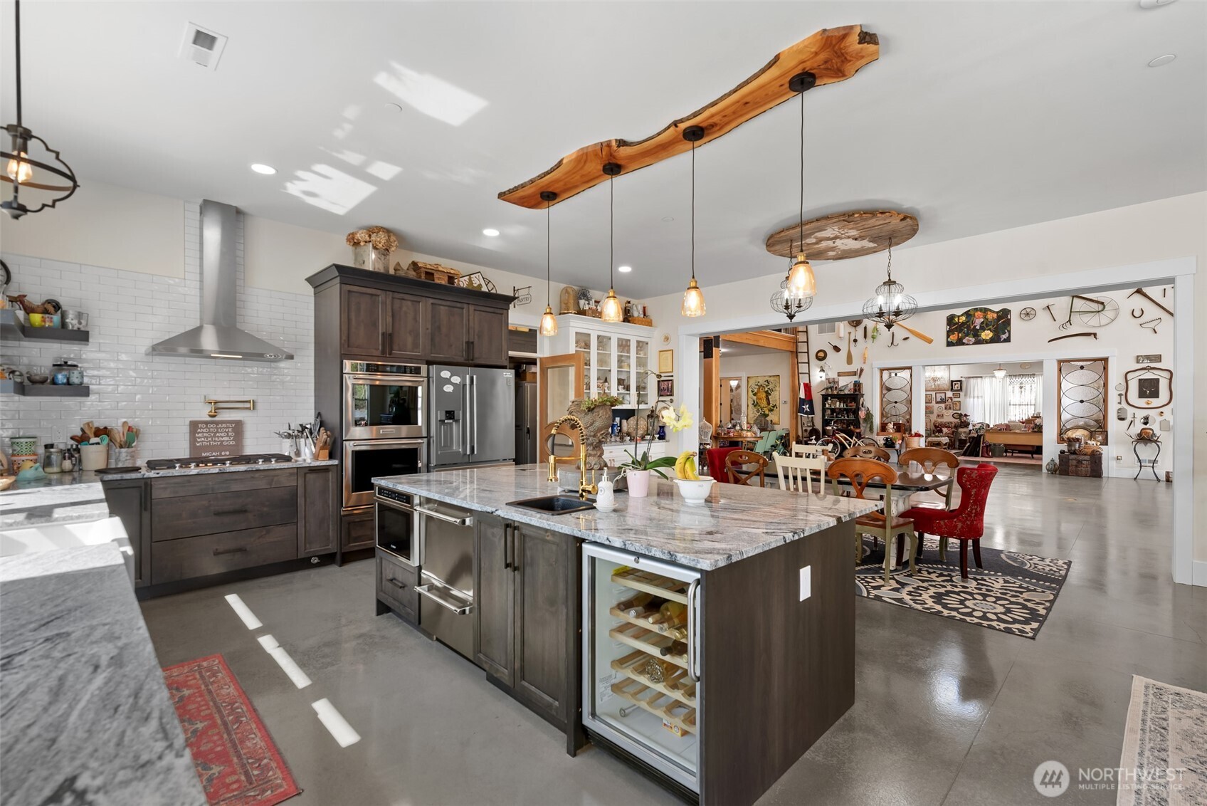 1541 Pitcher Canyon Road , Wenatchee, WA 98801-1111
