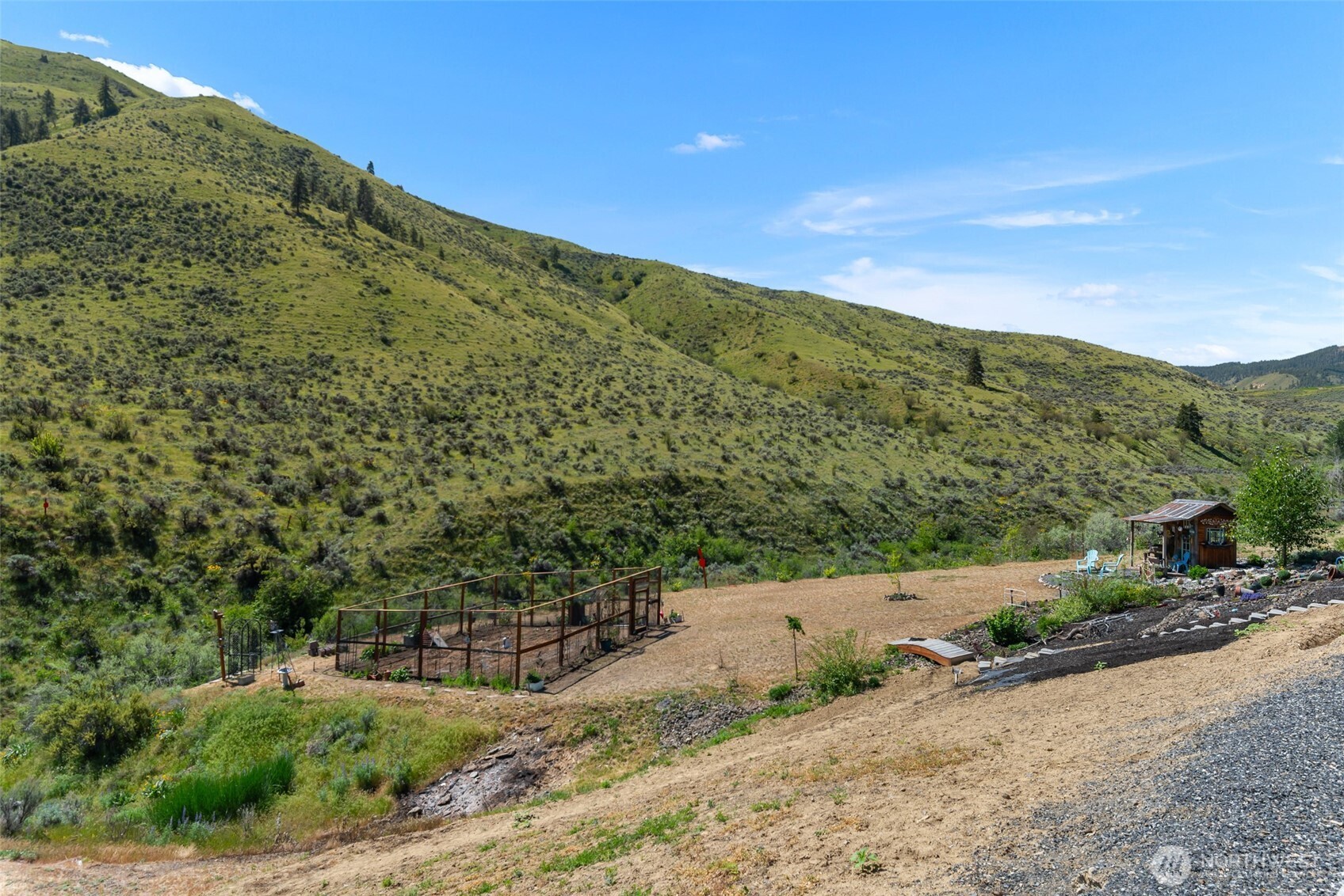 1541 Pitcher Canyon Road , Wenatchee, WA 98801-1111