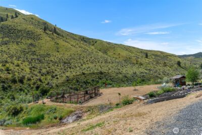 1541 Pitcher Canyon Road , Wenatchee, WA 98801-1111 - Photo 38