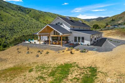 1541 Pitcher Canyon Road , Wenatchee, WA 98801-1111 - Photo 7
