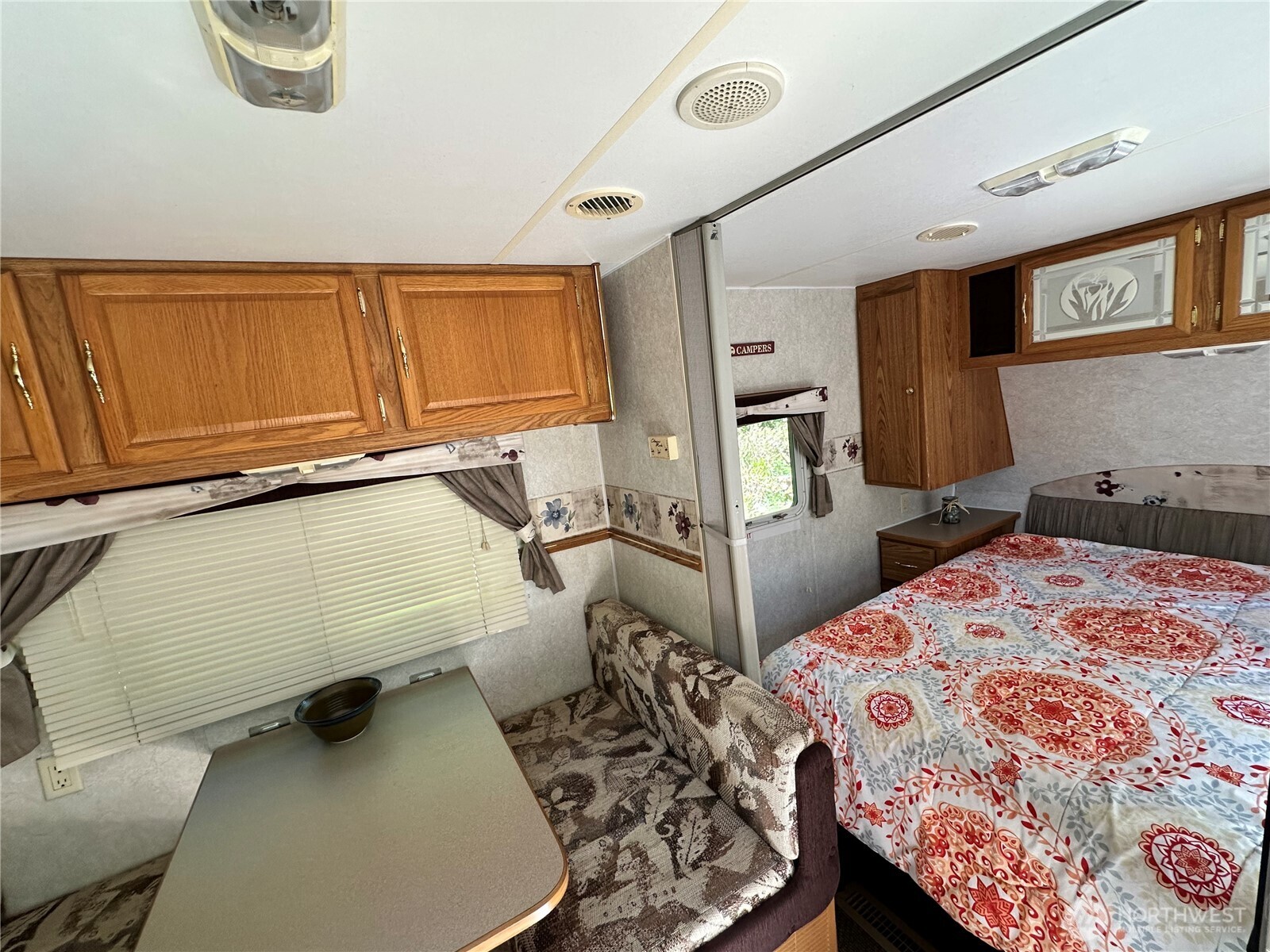 210 Bay Center Road , South Bend, WA 98586
