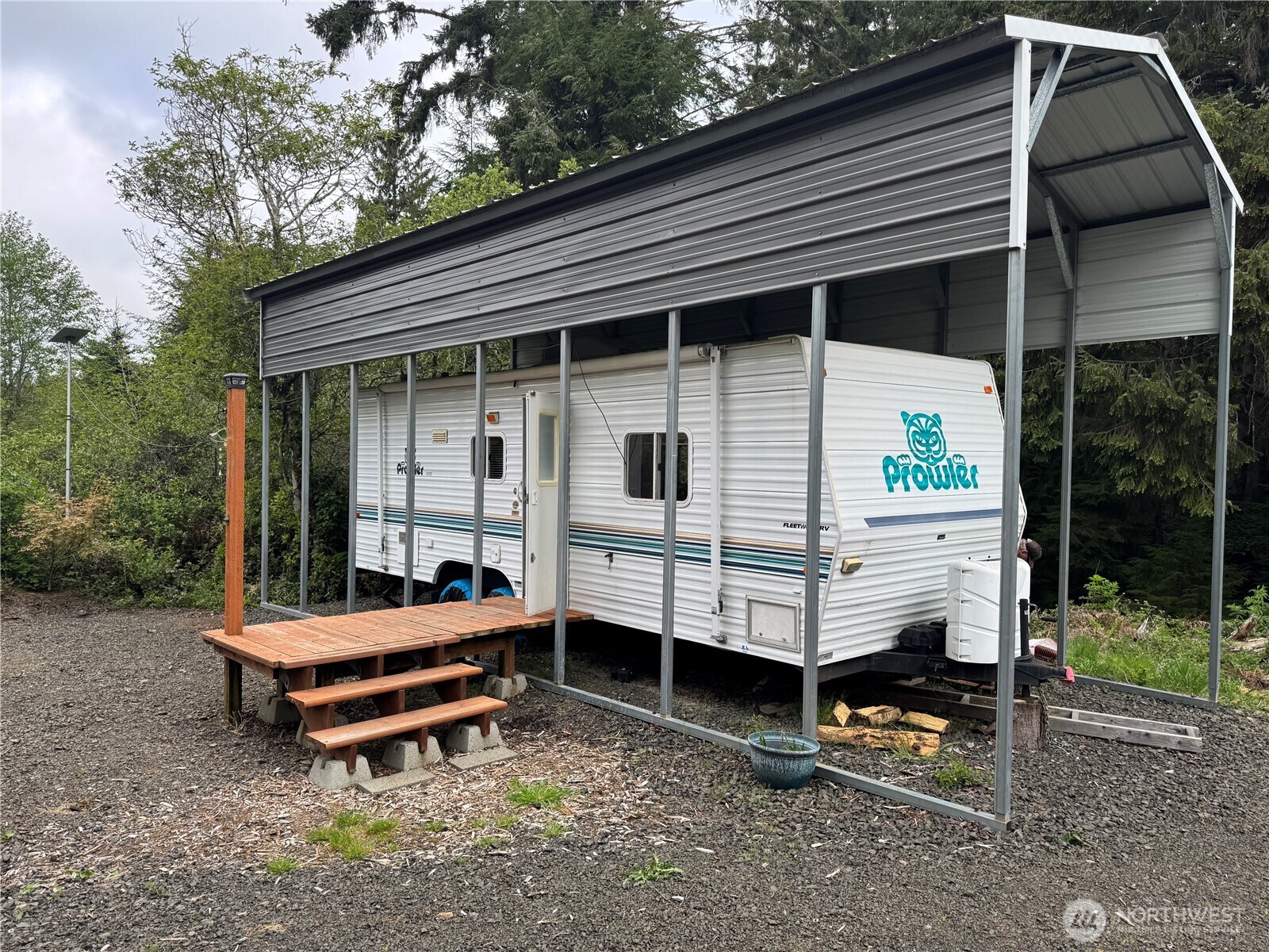 210 Bay Center Road , South Bend, WA 98586