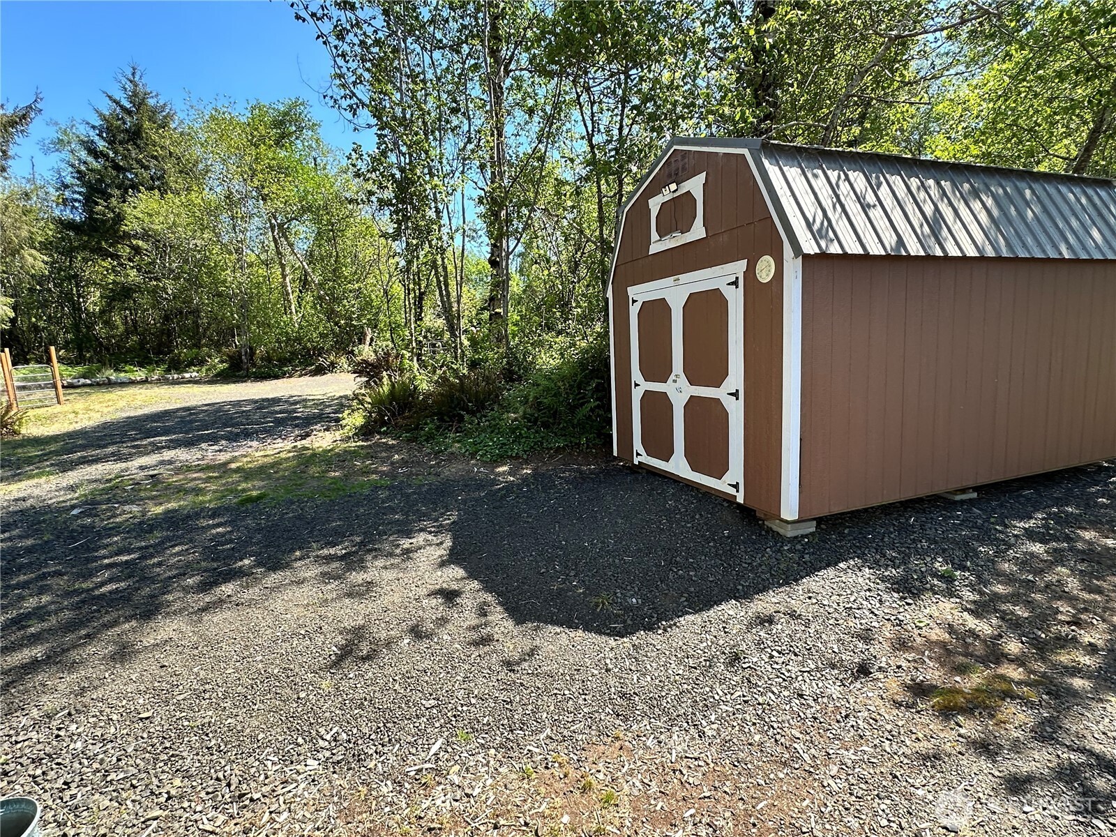 210 Bay Center Road , South Bend, WA 98586