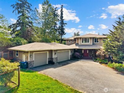 1745 Academy Road , Bellingham, WA 98226