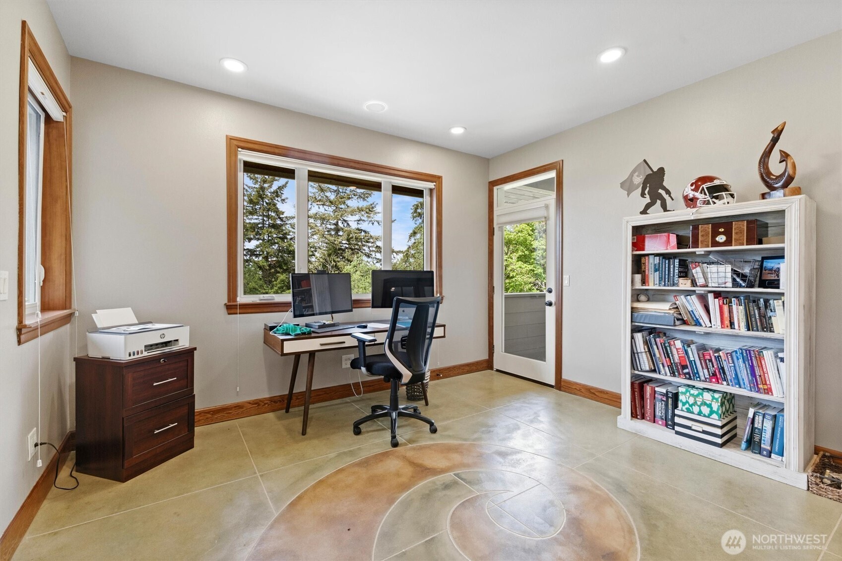 1745 Academy Road , Bellingham, WA 98226