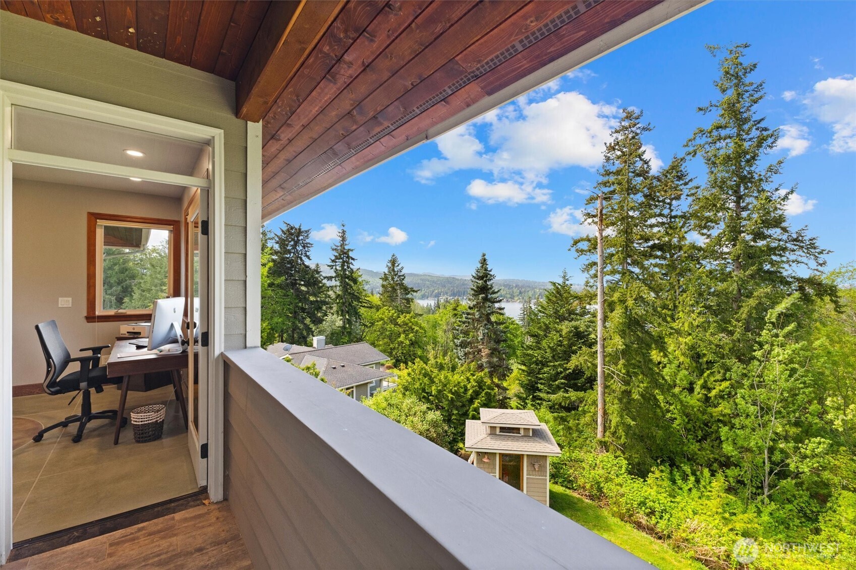 1745 Academy Road , Bellingham, WA 98226
