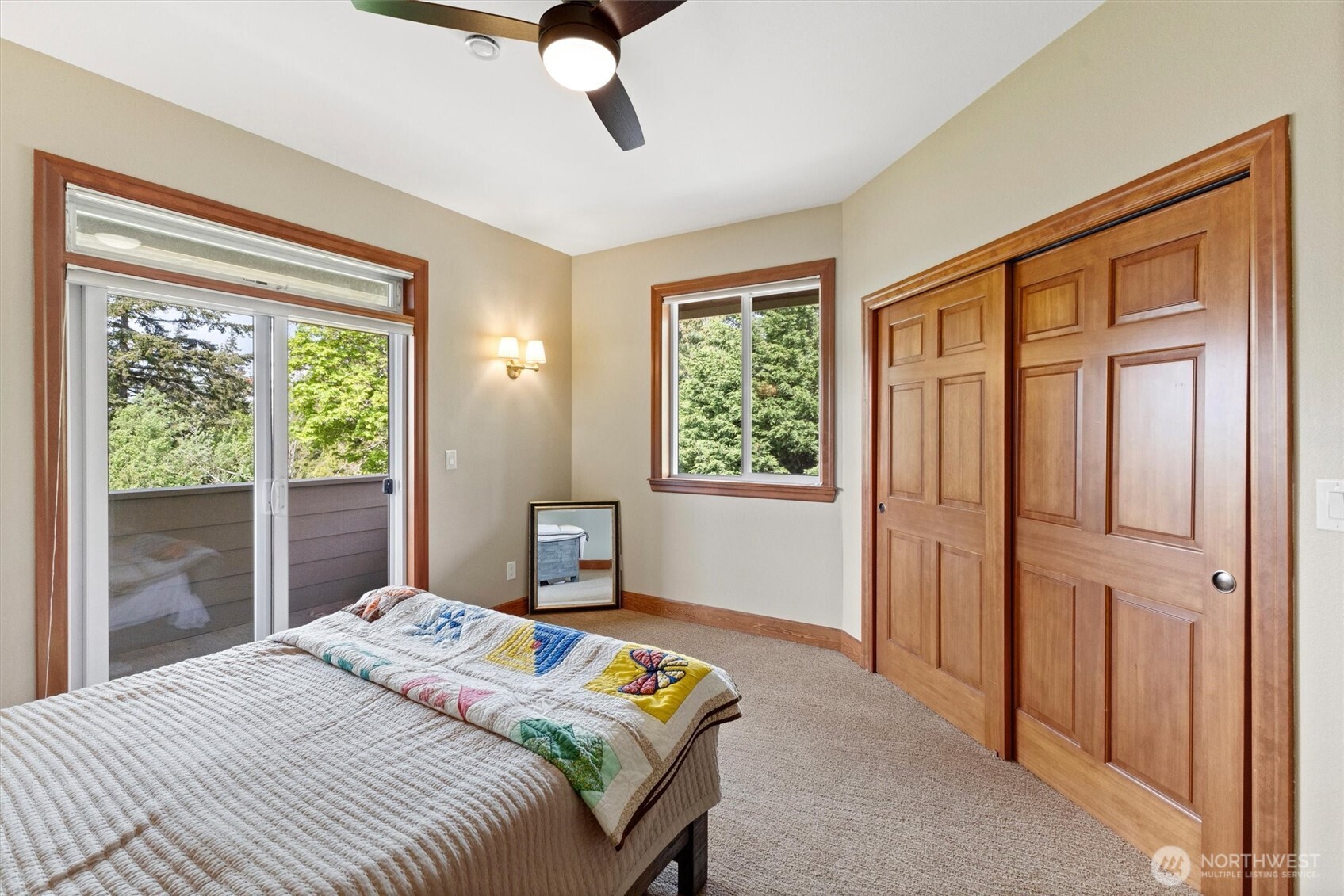 1745 Academy Road , Bellingham, WA 98226
