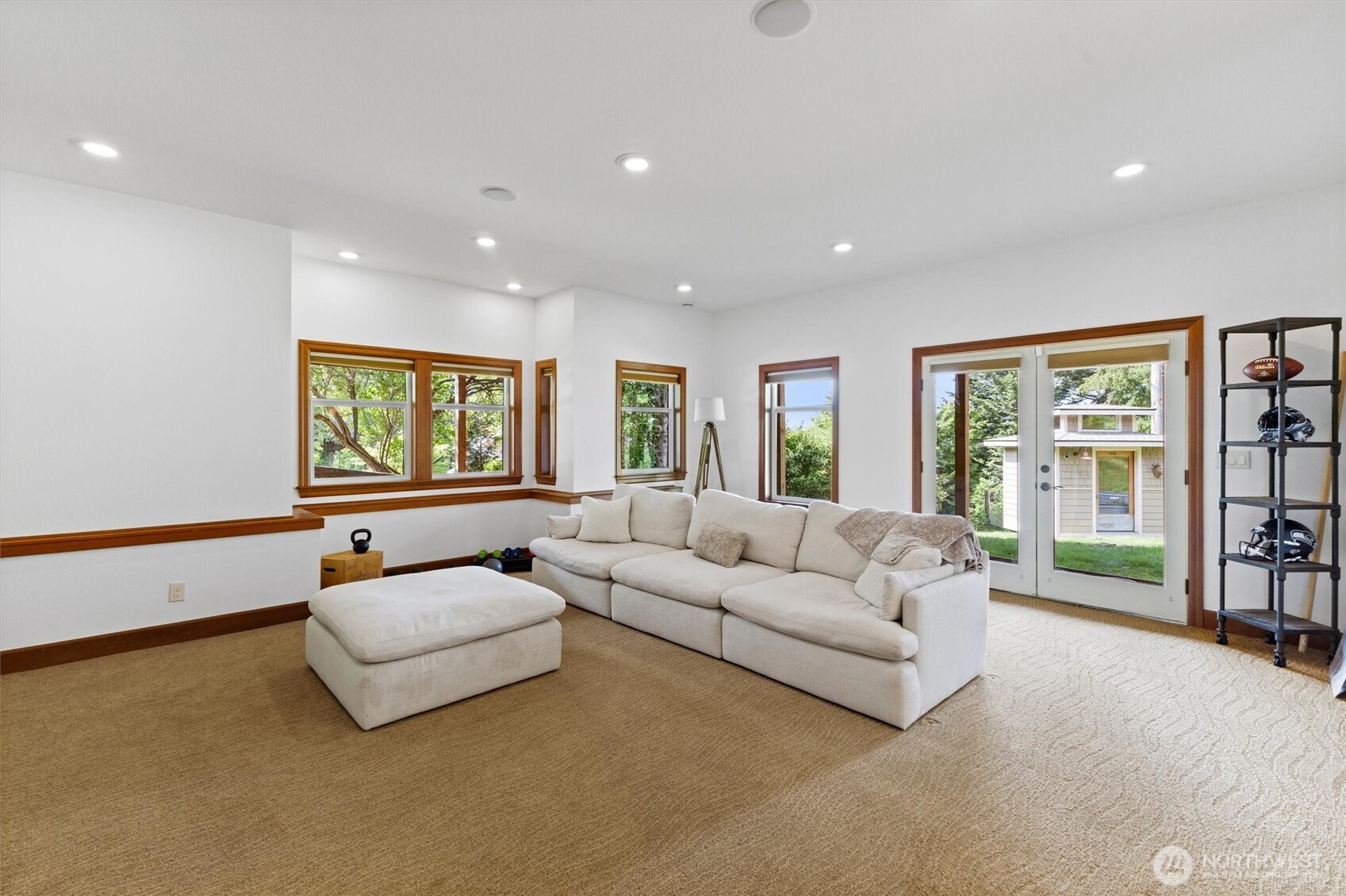 1745 Academy Road , Bellingham, WA 98226