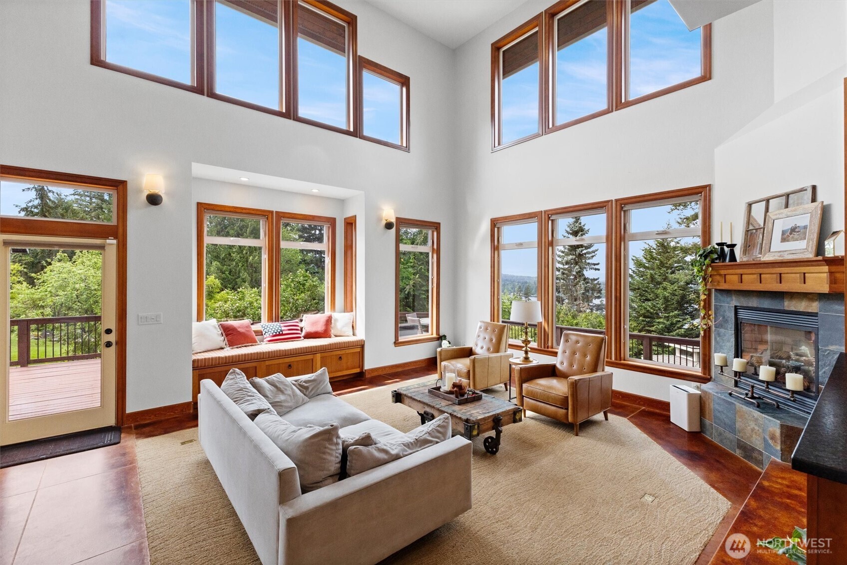 1745 Academy Road , Bellingham, WA 98226