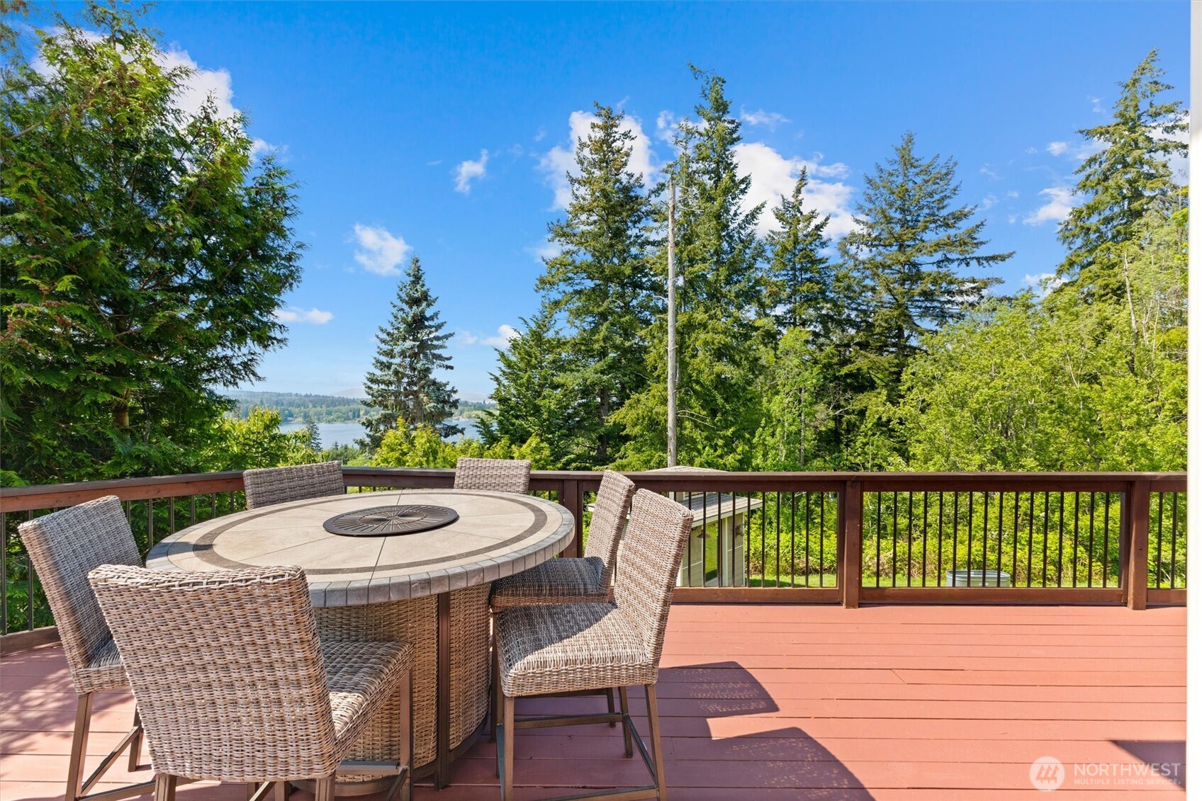 1745 Academy Road , Bellingham, WA 98226
