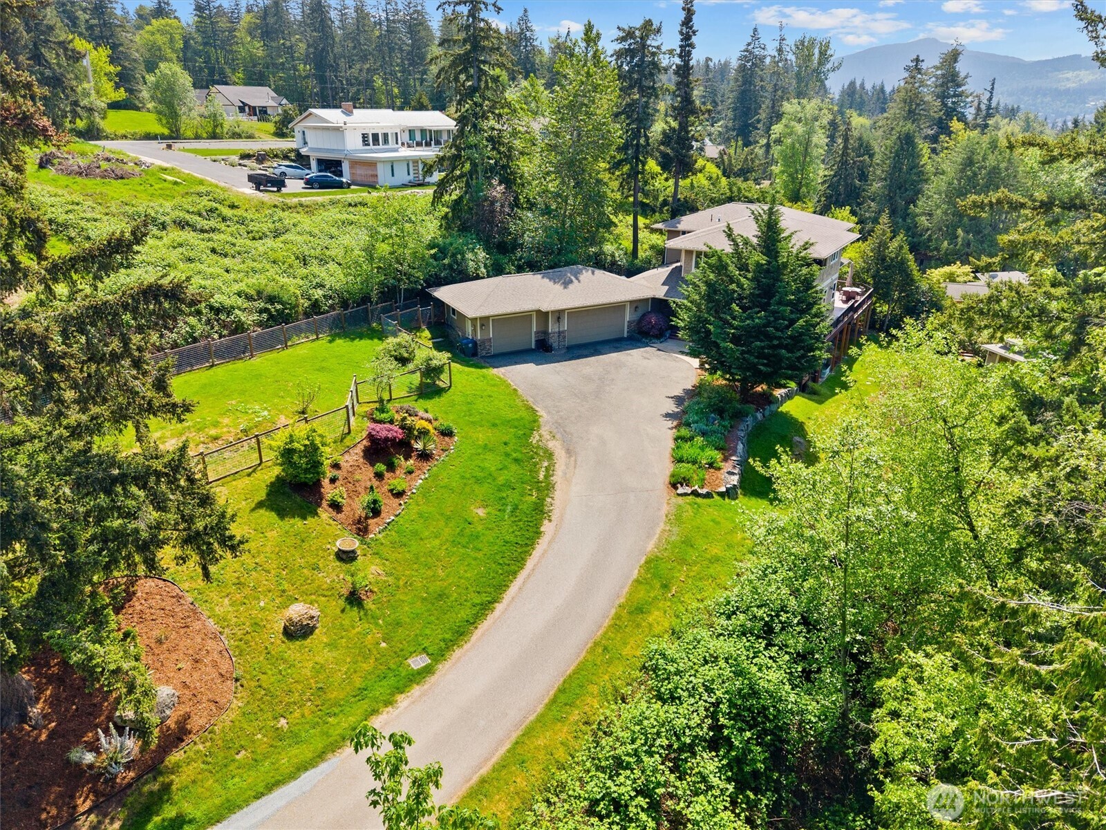 1745 Academy Road , Bellingham, WA 98226