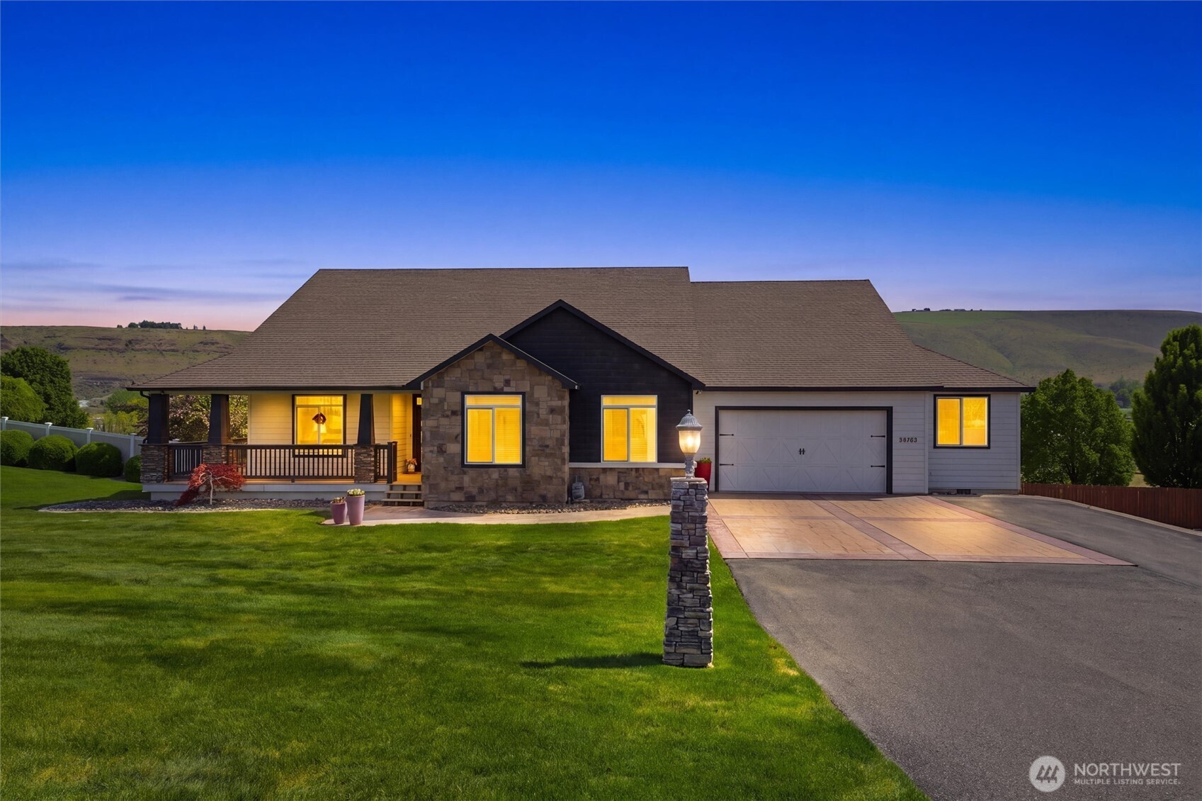 98303 E Ridgeview Drive , Kennewick, WA 99338