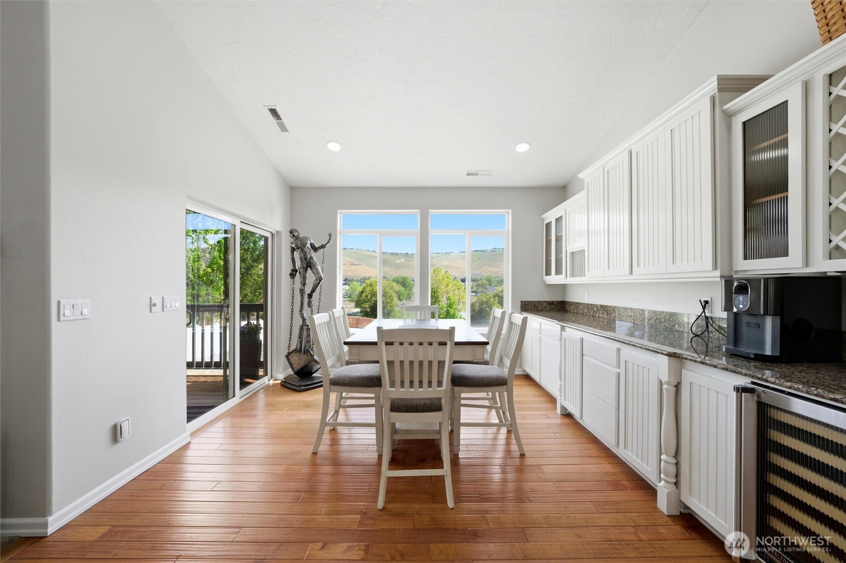 98303 E Ridgeview Drive , Kennewick, WA 99338