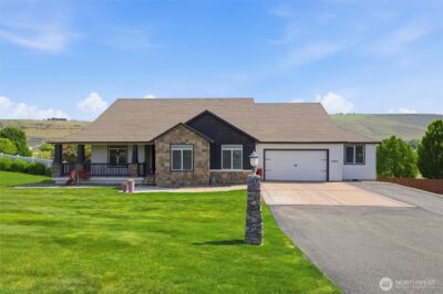98303 E Ridgeview Drive , Kennewick, WA 99338 - Photo 3