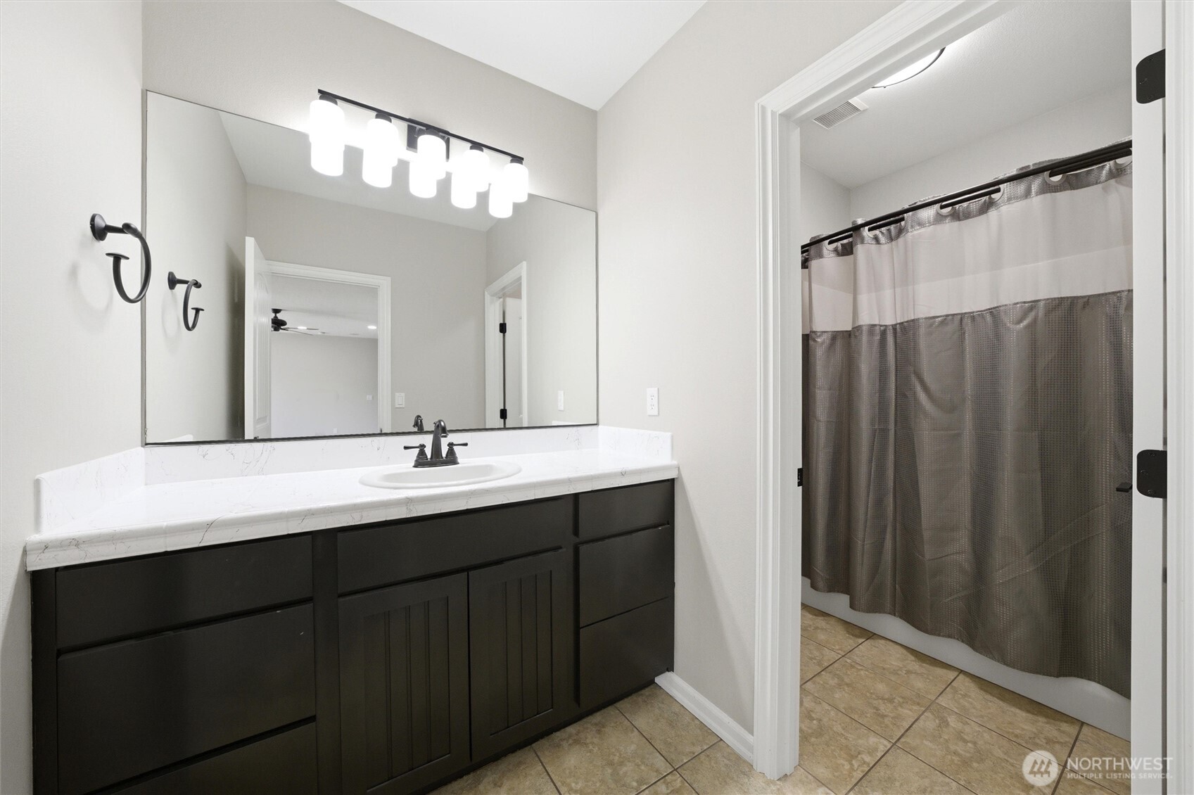 98303 E Ridgeview Drive , Kennewick, WA 99338