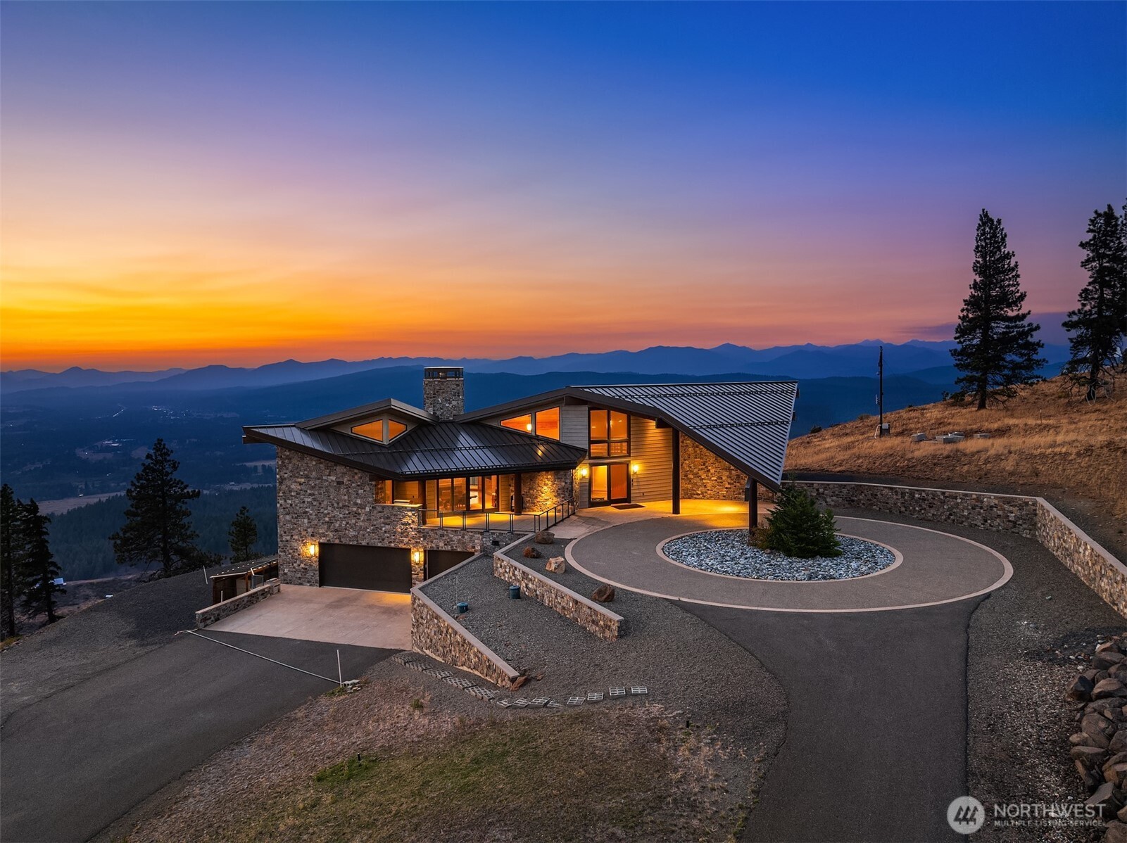 3653 Hart Road , Cle Elum, WA 98922-8332
