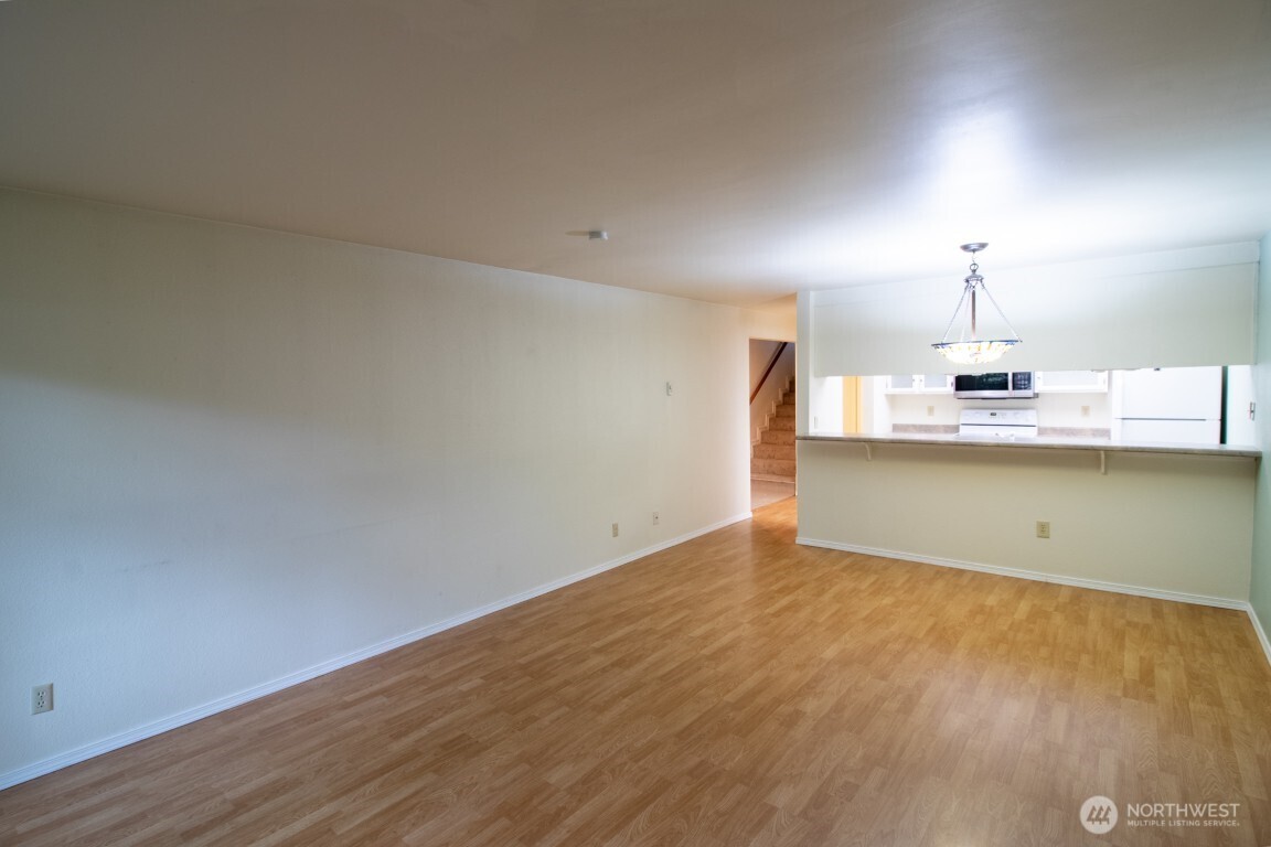 8800 20th Avenue NE #B108, Seattle, WA 98115