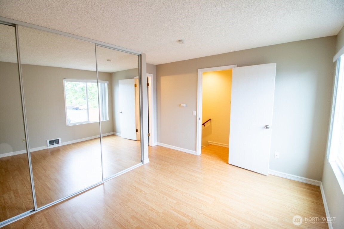 8800 20th Avenue NE #B108, Seattle, WA 98115