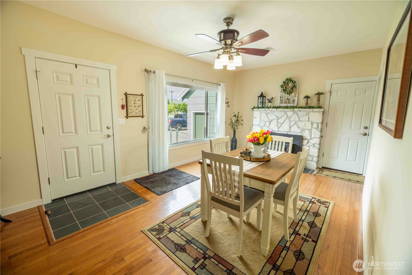 608 W Hanson Ave. , Brewster, WA 98812