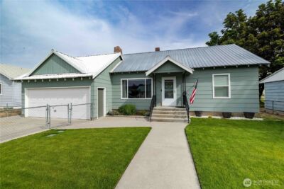 608 W Hanson Ave. , Brewster, WA 98812 - Photo 3