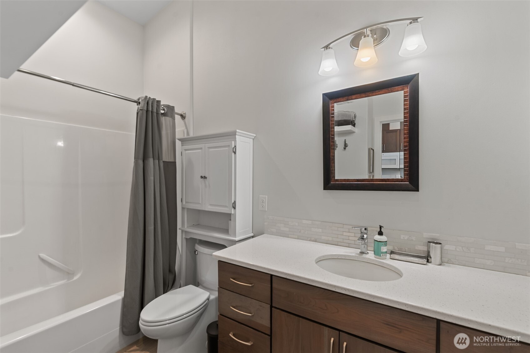 185 31st Street NW, East Wenatchee, WA 98802