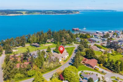 305 NW Coveland Street , Coupeville, WA 98239