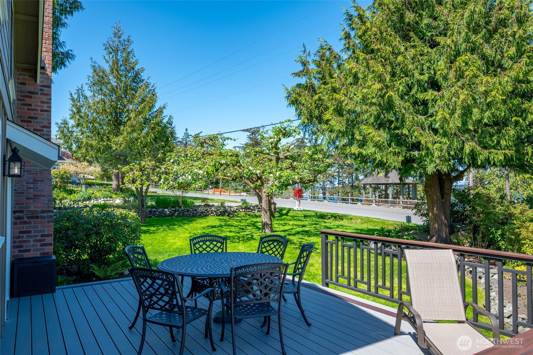 305 NW Coveland Street , Coupeville, WA 98239