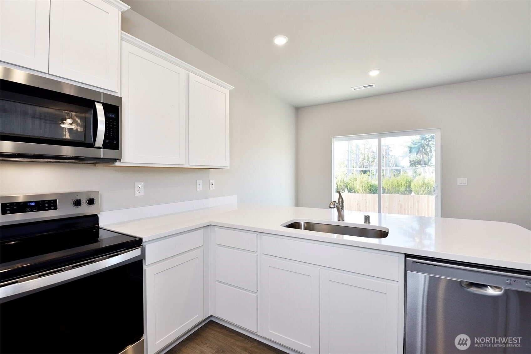 9746 Brown Street SE, Yelm, WA 98597