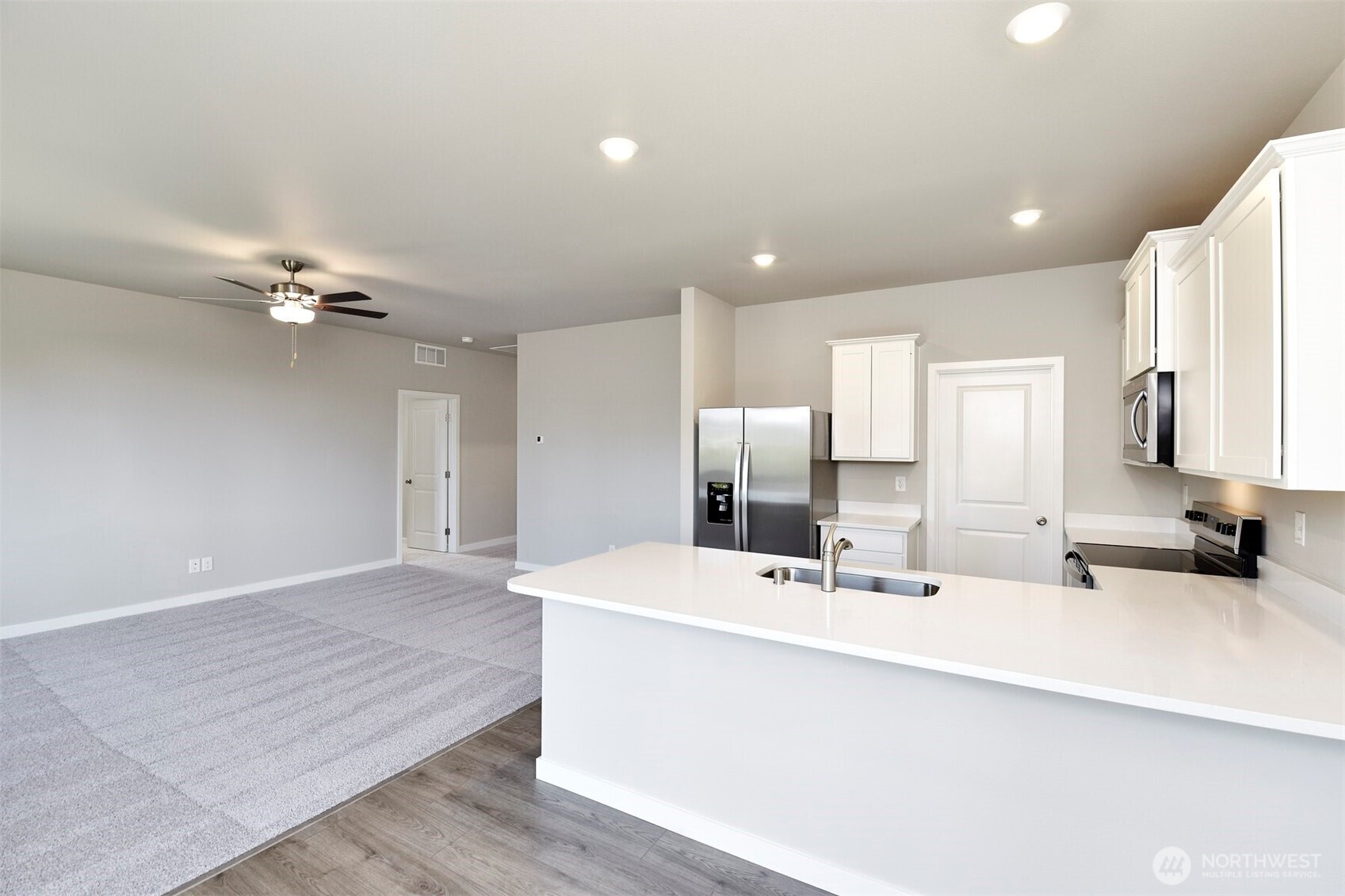 9746 Brown Street SE, Yelm, WA 98597