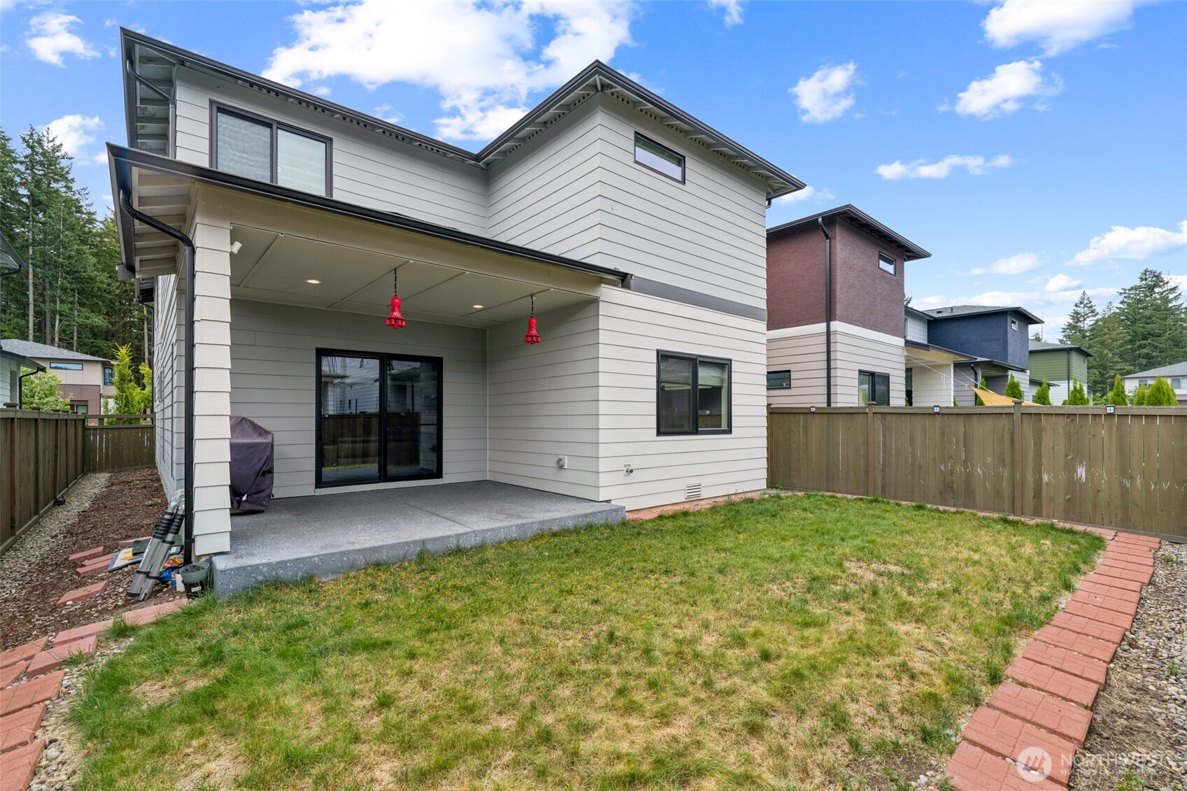 22920 SE Sycamore , Black Diamond, WA 98010