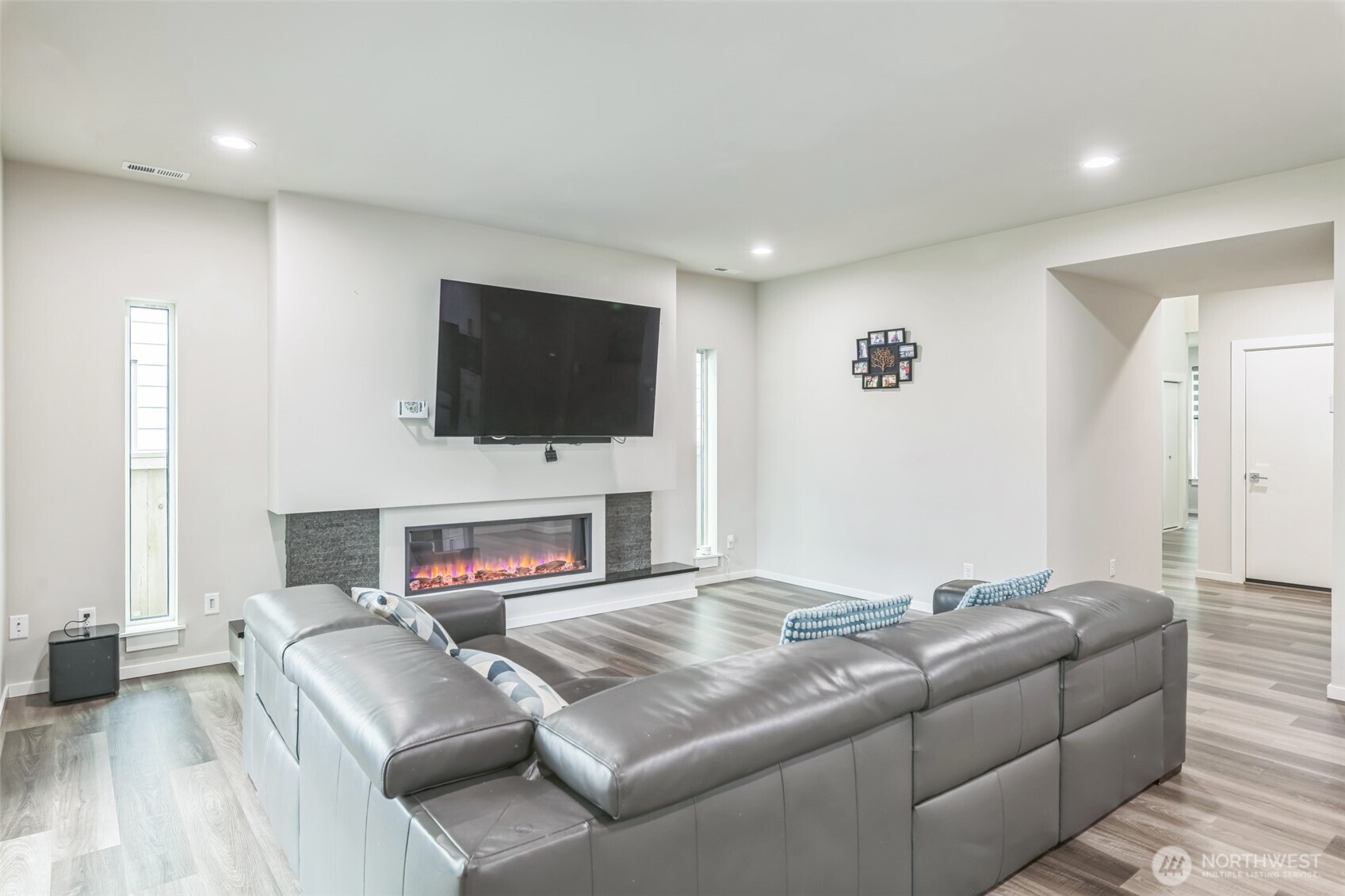 22920 SE Sycamore , Black Diamond, WA 98010