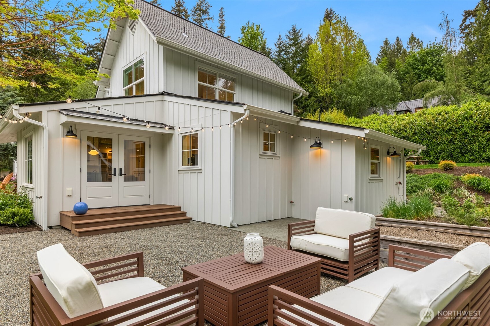 4080 Crystal Springs Drive NE, Bainbridge Island, WA 98110