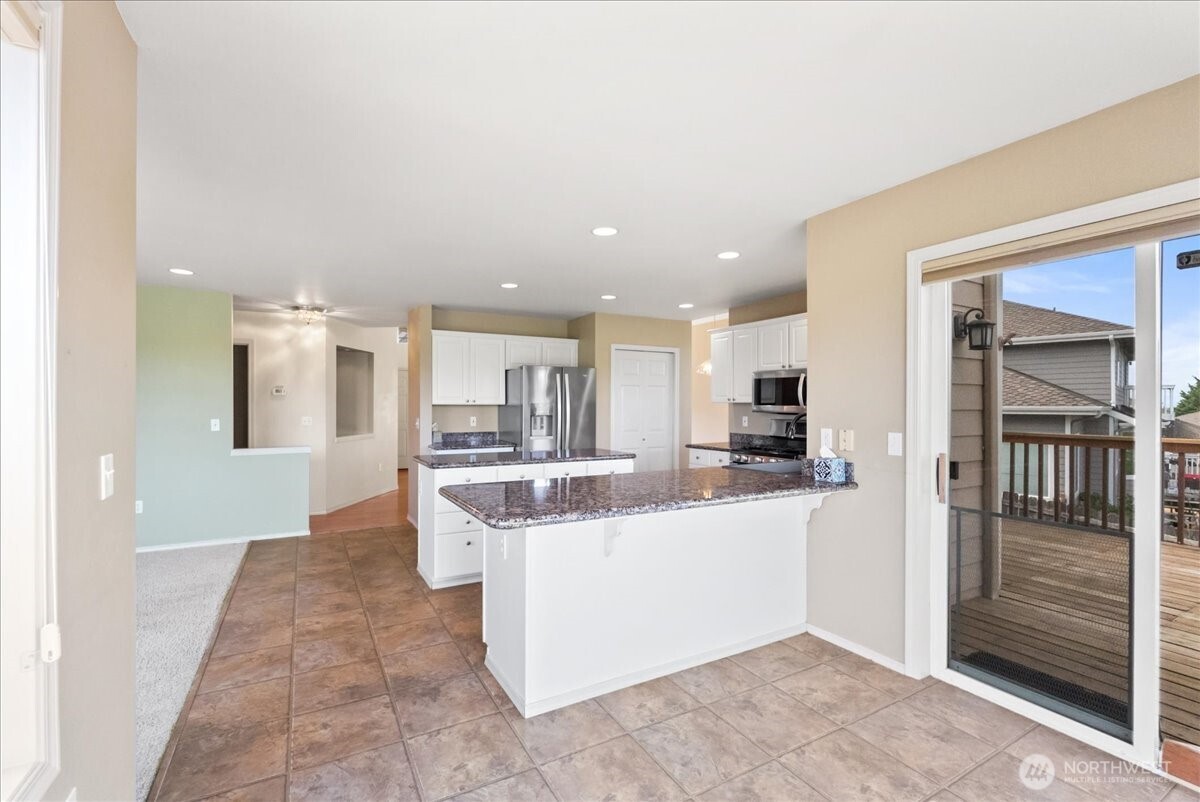 5131 Chinook Drive NE, Tacoma, WA 98422