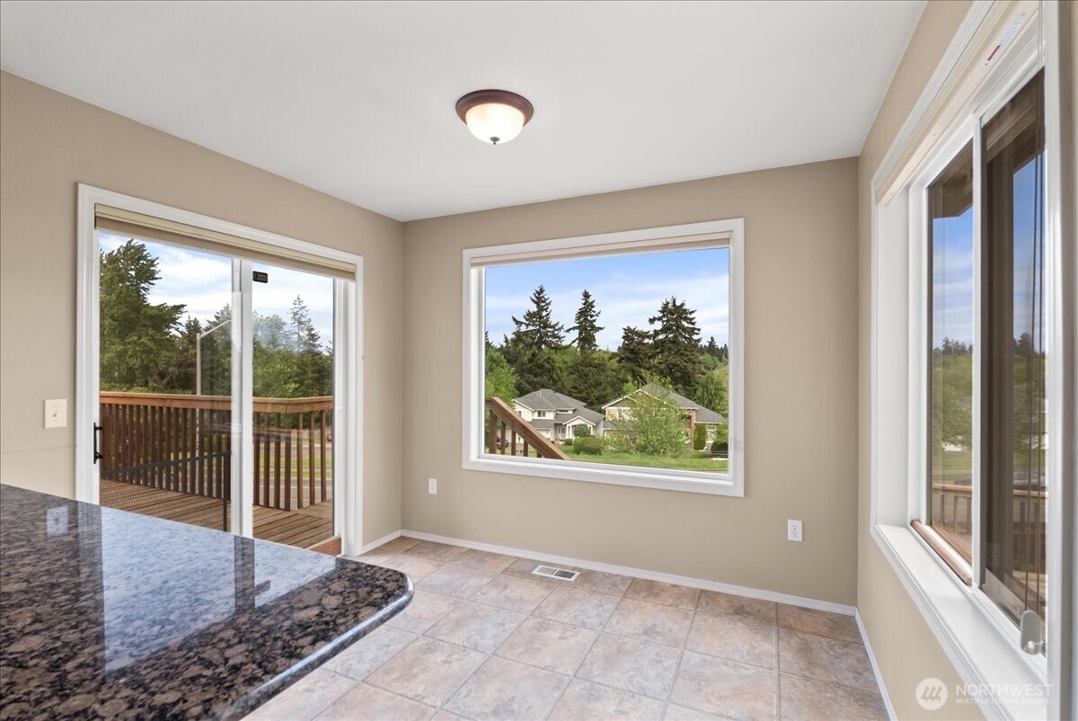 5131 Chinook Drive NE, Tacoma, WA 98422