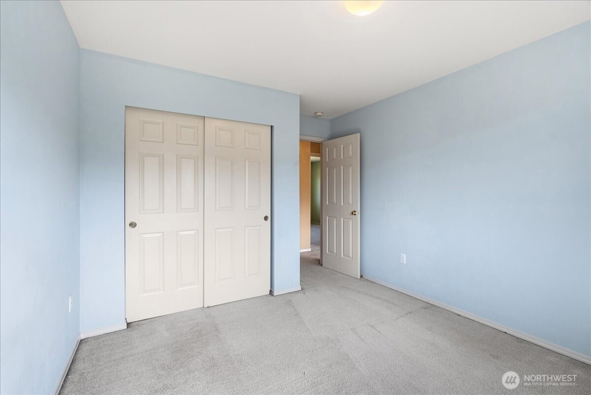 5131 Chinook Drive NE, Tacoma, WA 98422