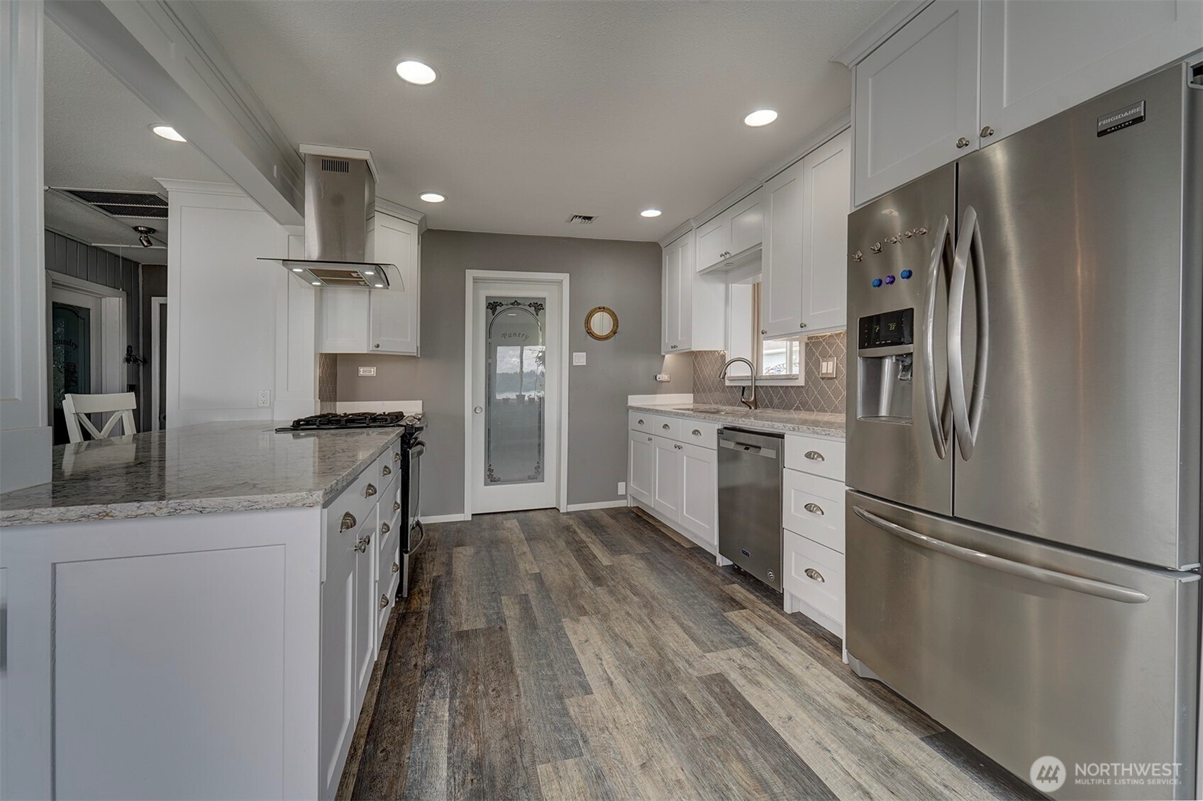 40590 N US Hwy 101 , Lilliwaup, WA 98555
