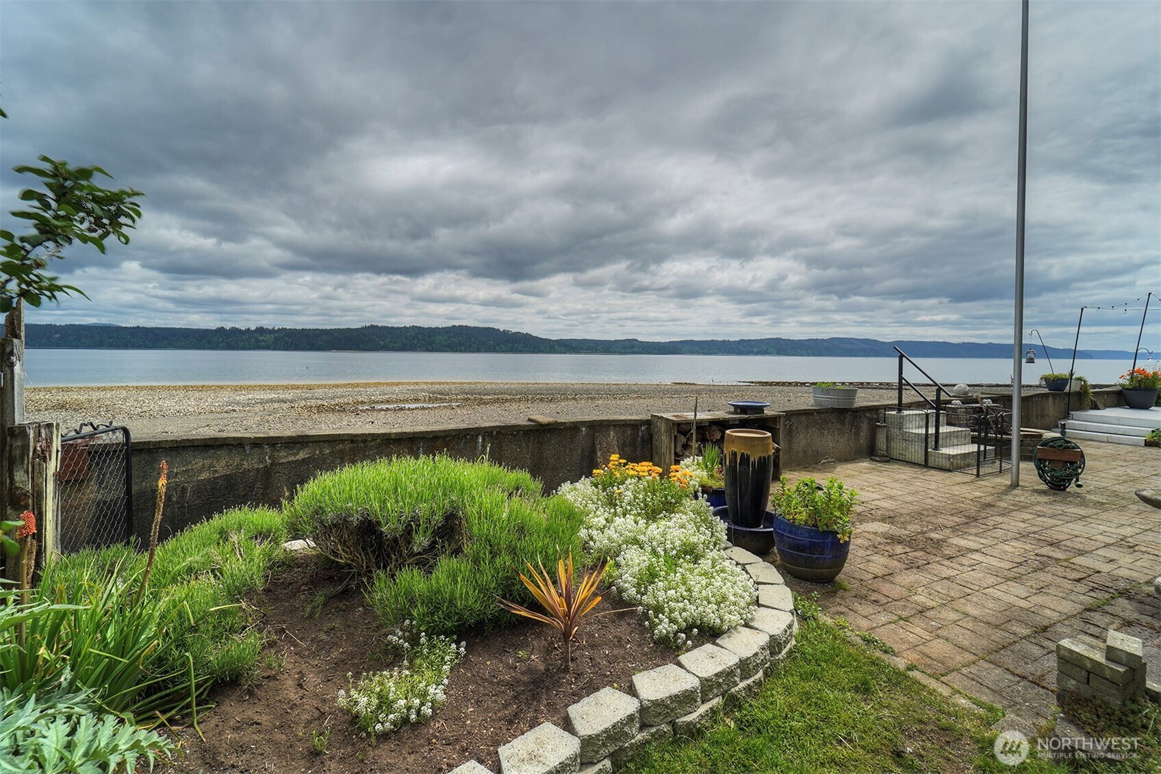 40590 N US Hwy 101 , Lilliwaup, WA 98555