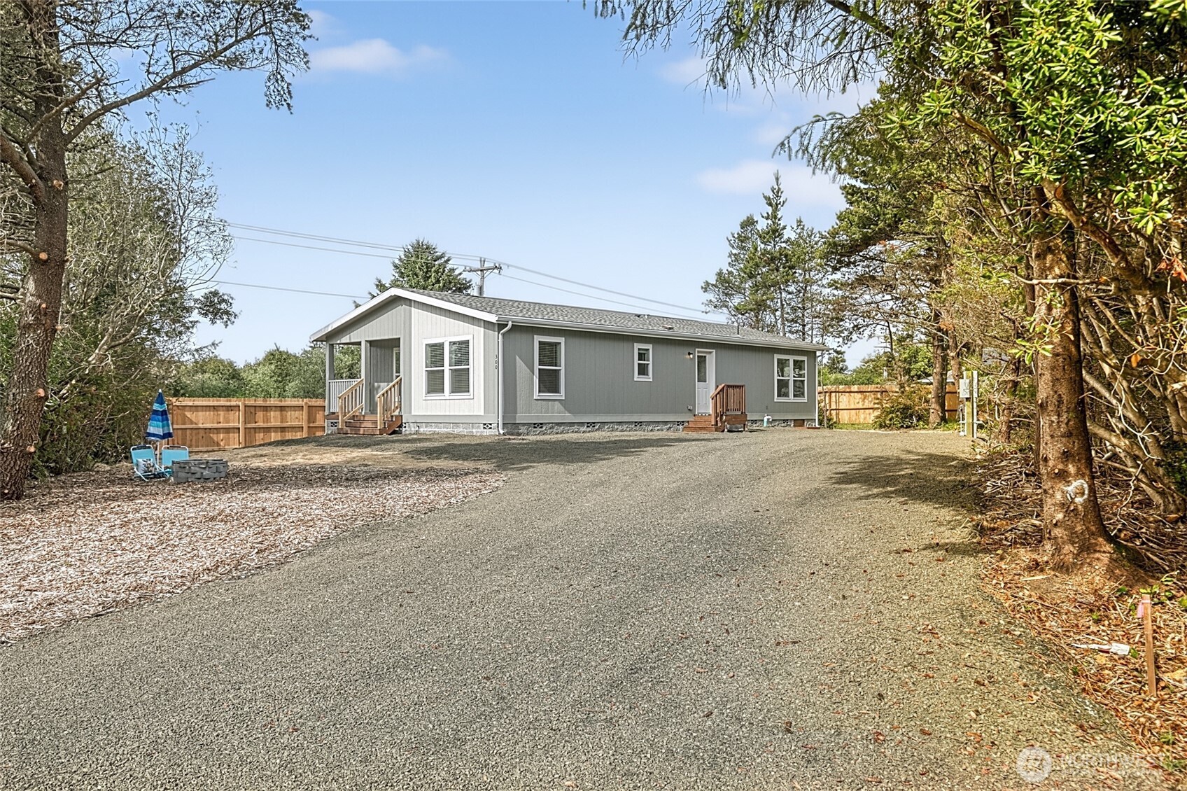 300 Marine View Drive SW, Ocean Shores, WA 98569