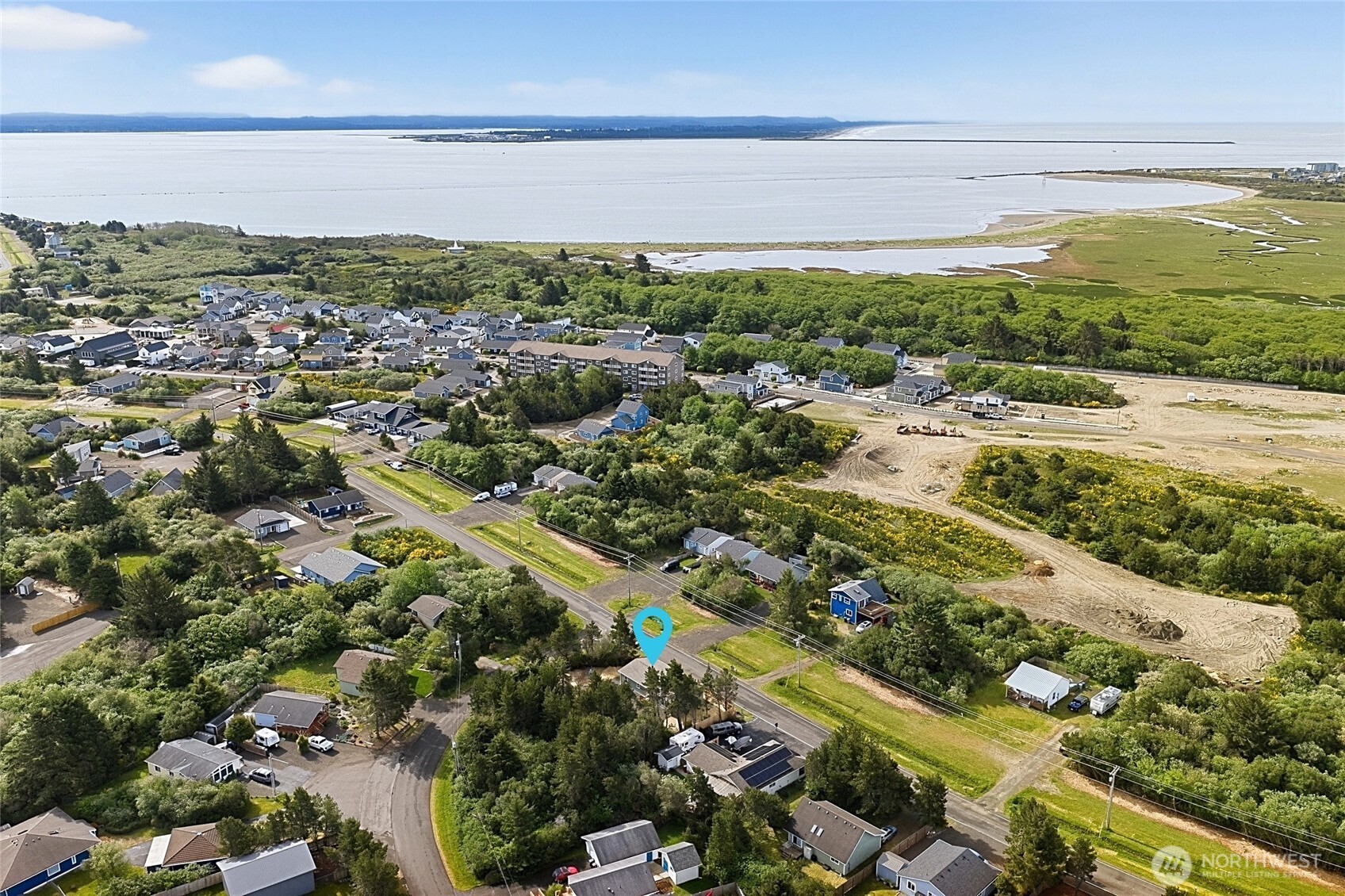300 Marine View Drive SW, Ocean Shores, WA 98569