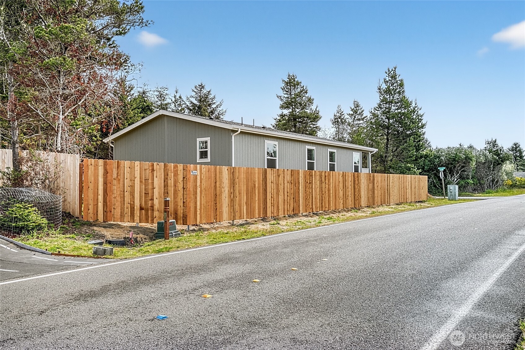 300 Marine View Drive SW, Ocean Shores, WA 98569