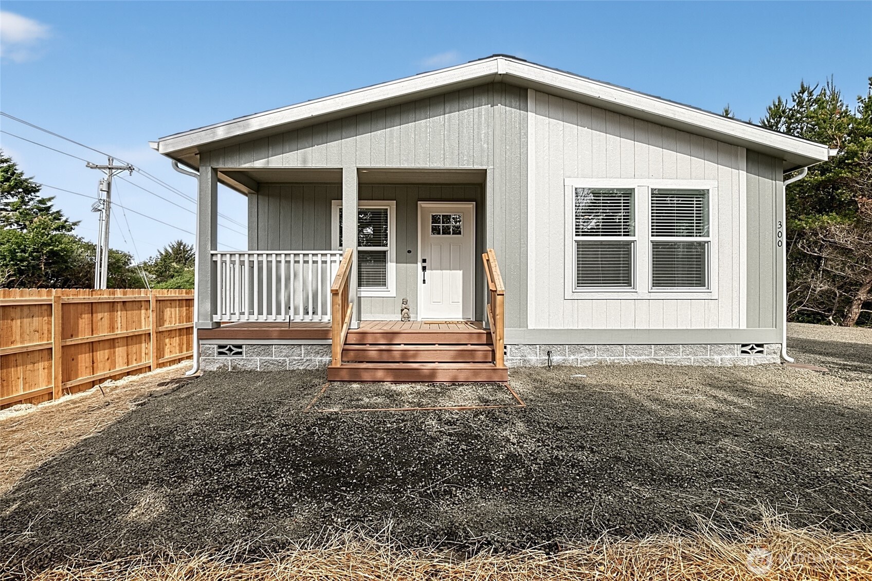 300 Marine View Drive SW, Ocean Shores, WA 98569
