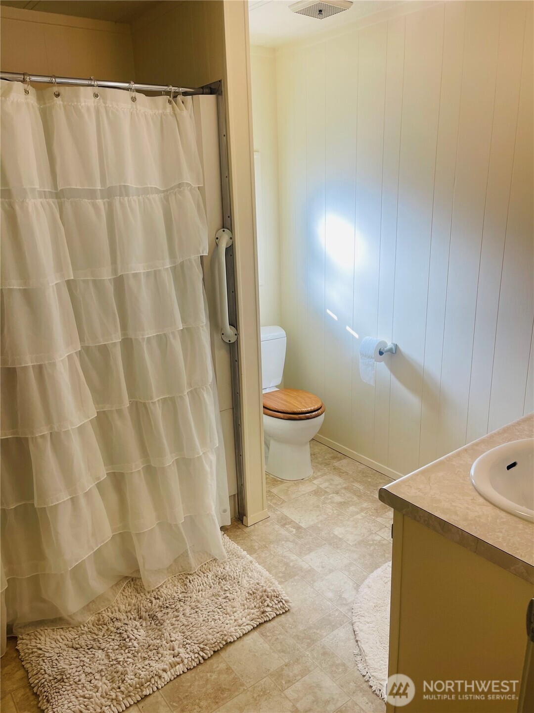 16300 State Highway 305 NE #45, Poulsbo, WA 98370