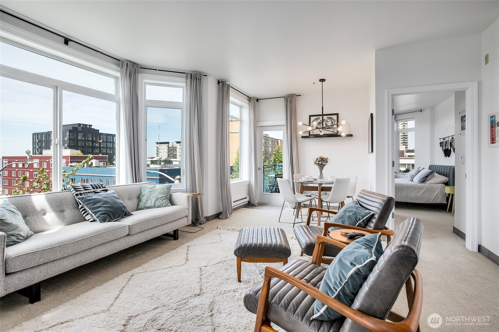2414 1st Avenue #409, Seattle, WA 98121