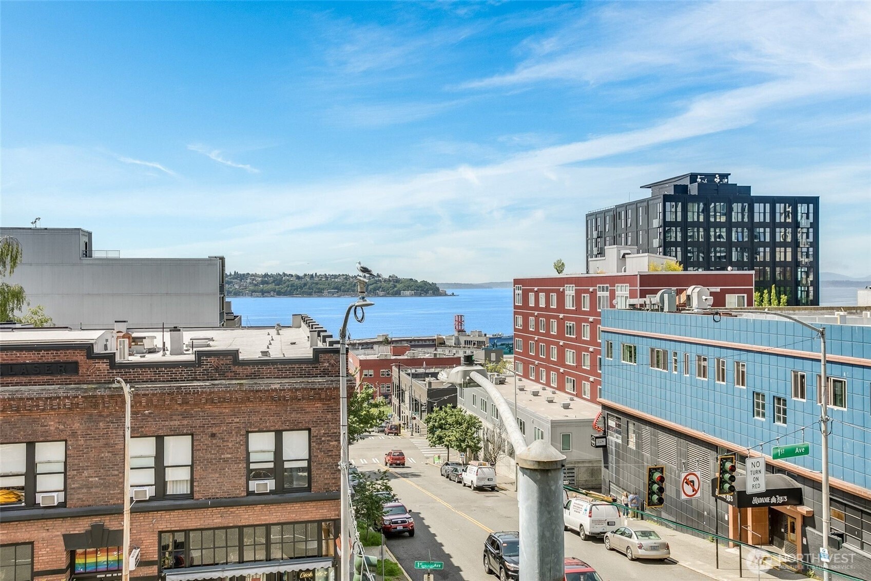 2414 1st Avenue #409, Seattle, WA 98121
