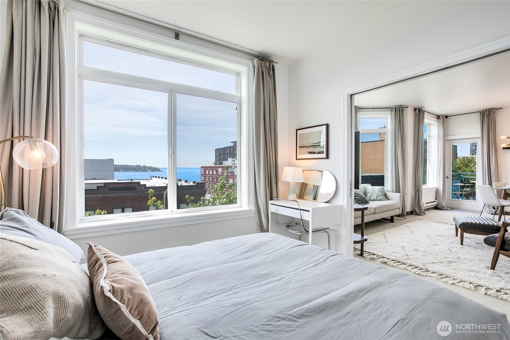 2414 1st Avenue #409, Seattle, WA 98121