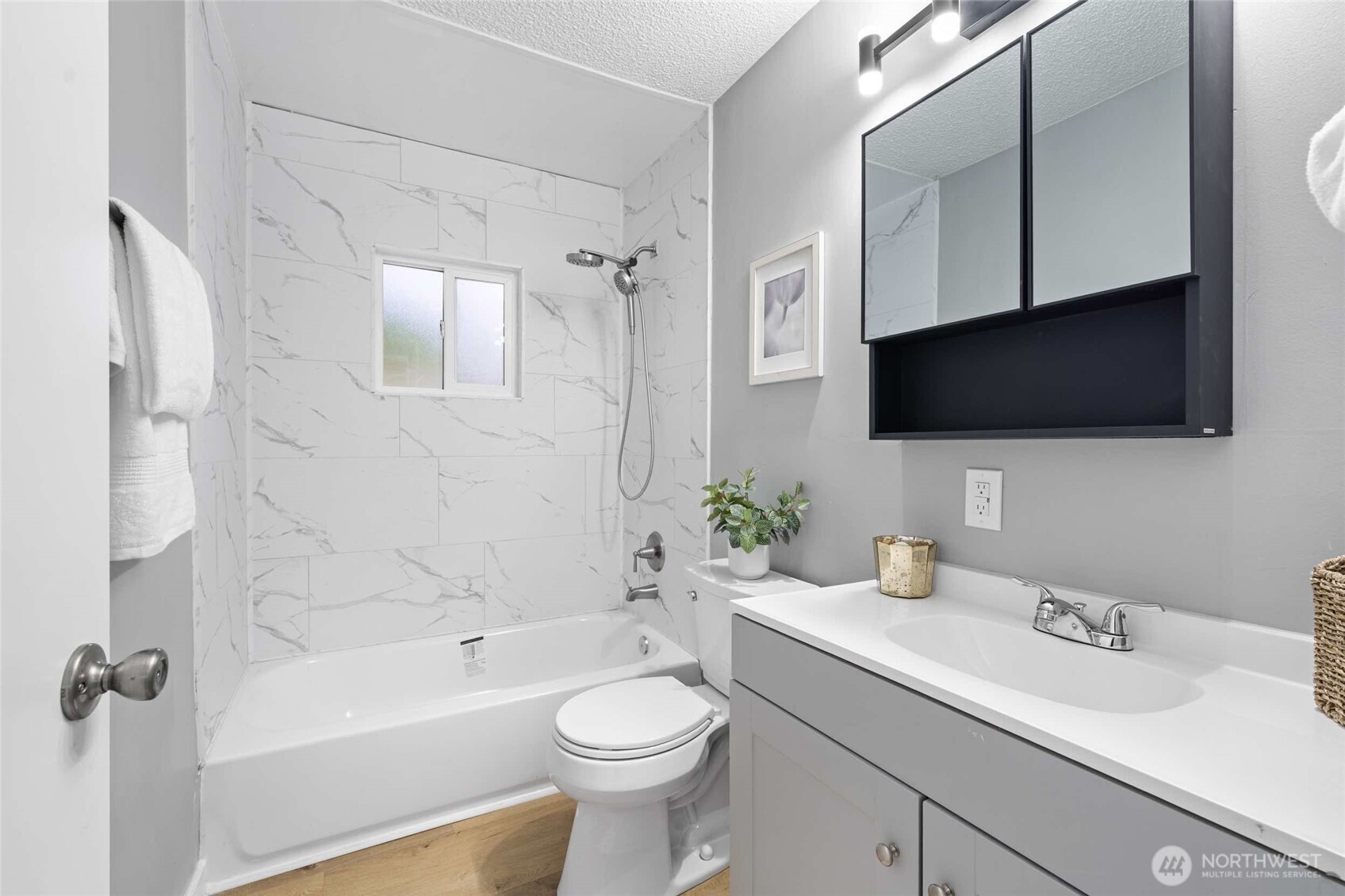 2309 S 249th Street , Kent, WA 98032
